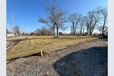 2022 Tanner Avenue SW, Canton, OH 44706 - Photo 4