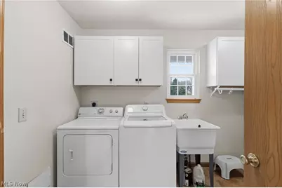 909 Lake Terrace Drive, Painesville, OH 44077 - Photo 16