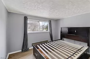 5571 Oakwood Ave, Maple Heights, OH 44137 - Photo 16