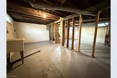 1825 Bernice Court NE, Canton, OH 44705 - Photo 32