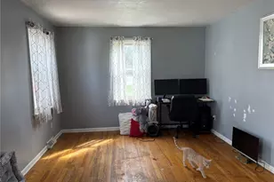 894 S Main St, Amherst, OH 44001 - Photo 4