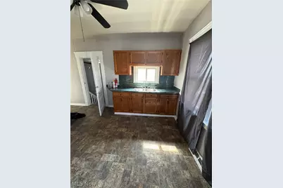 9316 Raymond Avenue, Loveland, OH 44104 - Photo 6