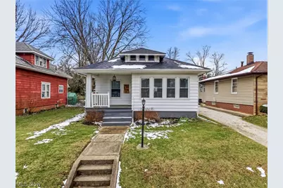 1156 Parkside Drive, Alliance, OH 44601 - Photo 1