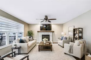 25 Willow Bend Dr, Canfield, OH 44406 - Photo 2