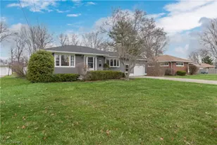 1428 Westwood Dr, Lorain, OH 44053 - Photo 2