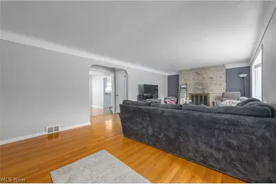 1428 Westwood Drive, Lorain, OH 44053 - Photo 8