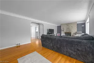 1428 Westwood Dr, Lorain, OH 44053 - Photo 8