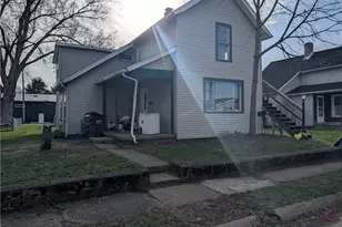 722 John, Coshocton, OH 43812 - Photo 2