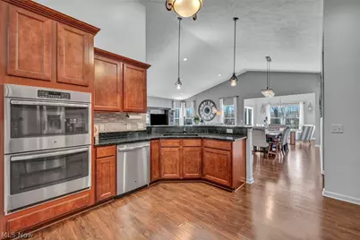 10458 Dogwood Drive, Aurora, OH 44202 - Photo 14