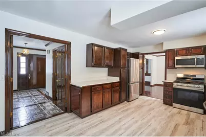 8712 Bradford Lane, Brecksville, OH 44141 - Photo 12