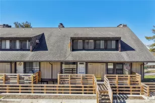 1581 Treetop Trail, Akron, OH 44313 - Photo 1