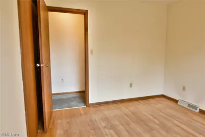 8391 Squires Lane NE, Warren, OH 44484 - Photo 28