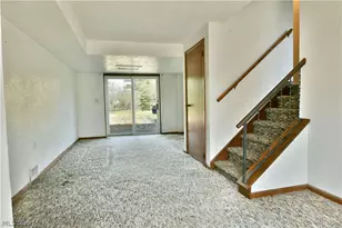 8391 Squires Ln NE, Warren, OH 44484 - Photo 4