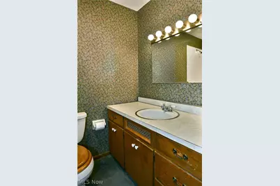 8391 Squires Lane NE, Warren, OH 44484 - Photo 22