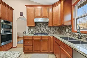 32420 Tracy Ln, Solon, OH 44139 - Photo 10