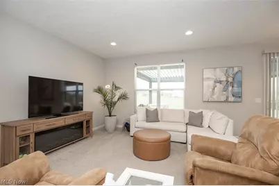 701 Cedar Crest Drive, Elyria, OH 44035 - Photo 10