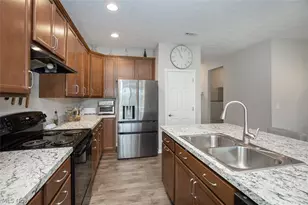 701 Cedar Crest Dr, Elyria, OH 44035 - Photo 4