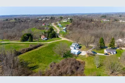 53341 Key Bellaire Road, Bellaire, OH 43906 - Photo 6