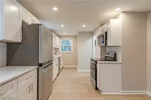 3686 Randolph Rd, Cleveland Heights, OH 44121 - Photo 8