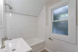 3686 Randolph Rd, Cleveland Heights, OH 44121 - Photo 22