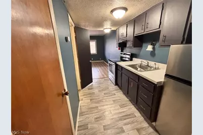 519 Crosby Street #10, Akron, OH 44302 - Photo 6