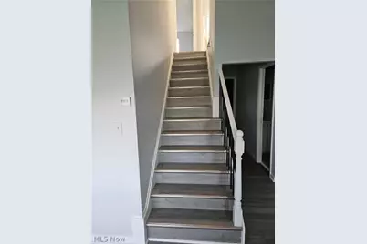 25600 Country Club Boulevard #12, North Olmsted, OH 44070 - Photo 30