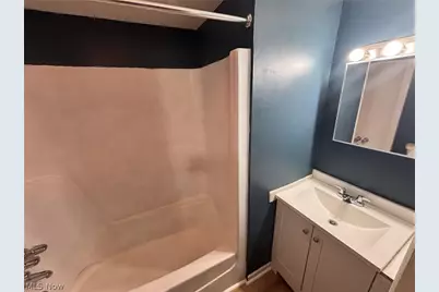 519 Crosby Street #9, Akron, OH 44302 - Photo 4