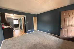 519 Crosby St, Akron, OH 44302 - Photo 2