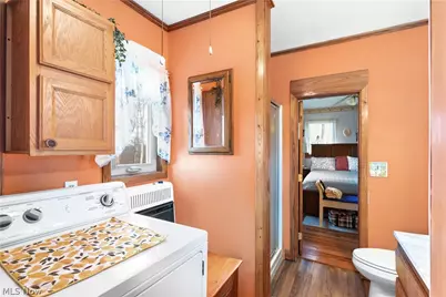 18990 New Gottengen Road, Salesville, OH 43778 - Photo 10