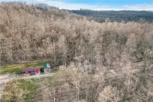 18990 New Gottengen Rd, Salesville, OH 43778 - Photo 22