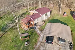 18990 New Gottengen Rd, Salesville, OH 43778 - Photo 2