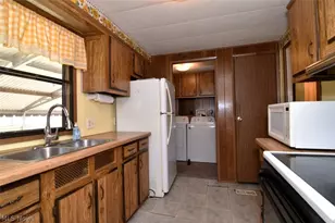 5 Michael Dr, Olmsted Twp, OH 44138 - Photo 8