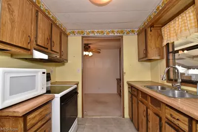 5 Michael Drive #5, Olmsted Twp, OH 44138 - Photo 6