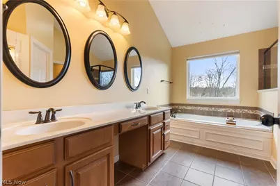 17159 Waterbridge Drive, North Royalton, OH 44133 - Photo 32