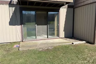 9630 Cove Dr, North Royalton, OH 44133 - Photo 2