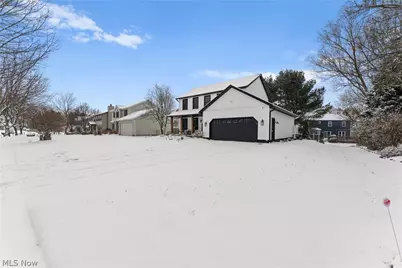 681 Oakcrest Drive, Wadsworth, OH 44281 - Photo 6