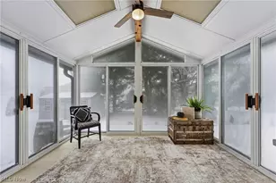 681 Oakcrest Dr, Wadsworth, OH 44281 - Photo 4