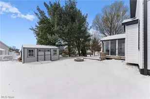 681 Oakcrest Dr, Wadsworth, OH 44281 - Photo 8