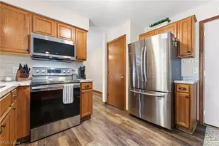 681 Oakcrest Dr, Wadsworth, OH 44281 - Photo 24