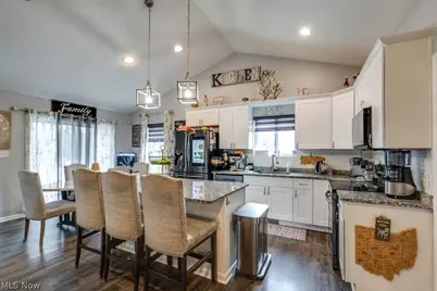 2904 Pepper Hill Circle, Akron, OH 44312 - Photo 12