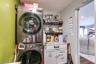 2904 Pepper Hill Cir, Akron, OH 44312 - Photo 24