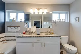 2904 Pepper Hill Cir, Akron, OH 44312 - Photo 16