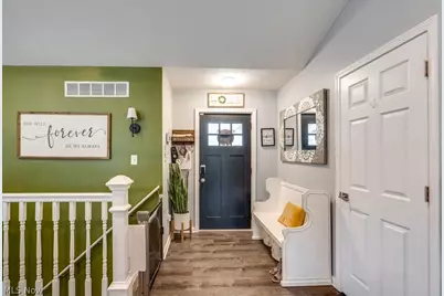 2904 Pepper Hill Circle, Akron, OH 44312 - Photo 2