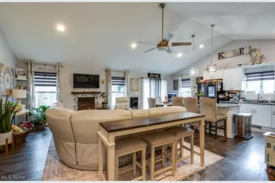 2904 Pepper Hill Circle, Akron, OH 44312 - Photo 6