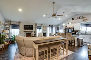 2904 Pepper Hill Cir, Akron, OH 44312 - Photo 6