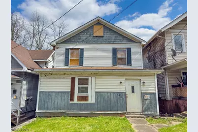 744 Kendall Avenue, Steubenville, OH 43952 - Photo 1