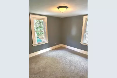 877 Hammel Street, Akron, OH 44306 - Photo 10