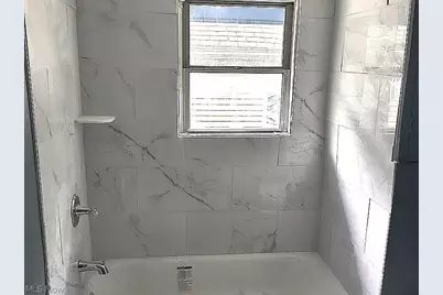 877 Hammel Street, Akron, OH 44306 - Photo 6