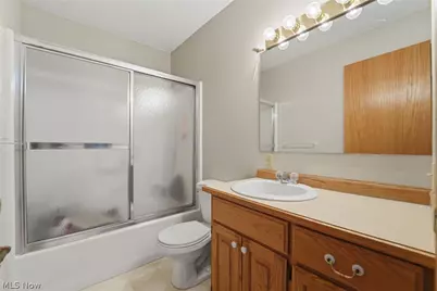 28 Lake Park Road, Conneaut, OH 44030 - Photo 10