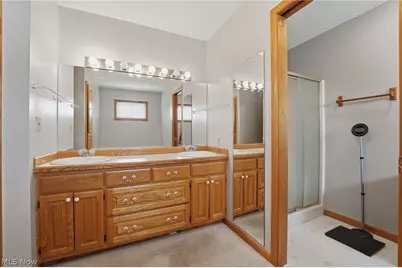 28 Lake Park Road, Conneaut, OH 44030 - Photo 16